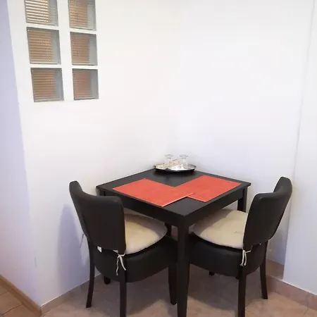 Charming Flat In Central Town Appartement